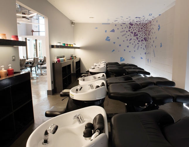 倫敦斯凱勒美發沙龍品牌設計和室內空間設計